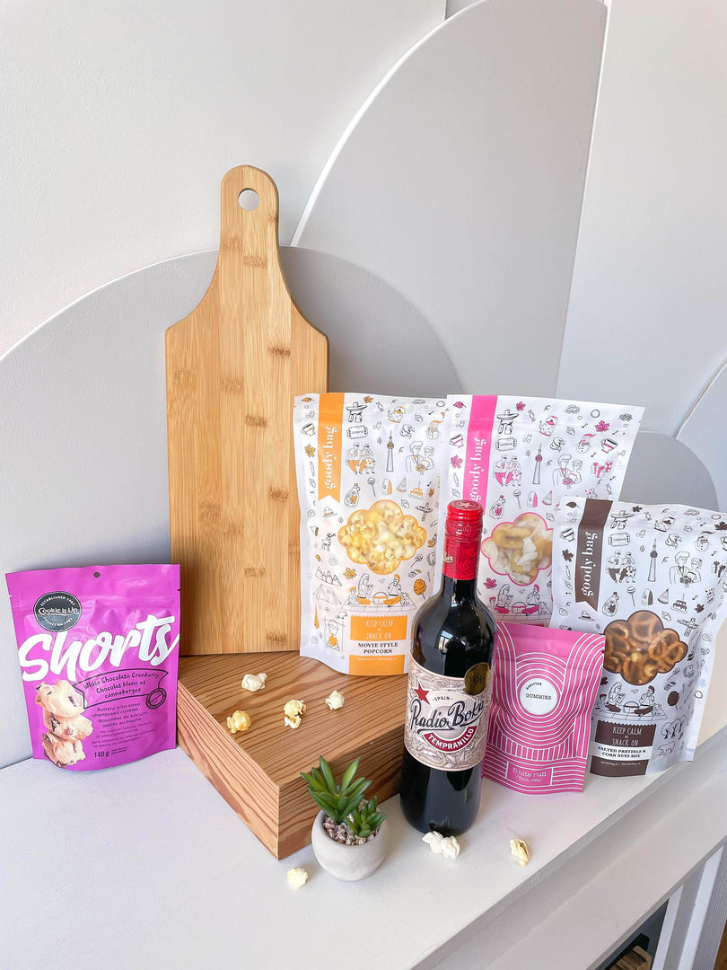 Spanish Red Wine, Cookies & Snacks - Gift Box
